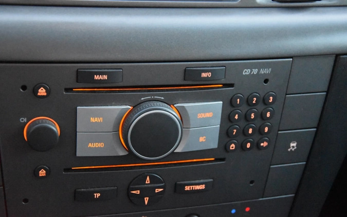 Opel Vectra cena 12500 przebieg: 190000, rok produkcji 2007 z Radom małe 301